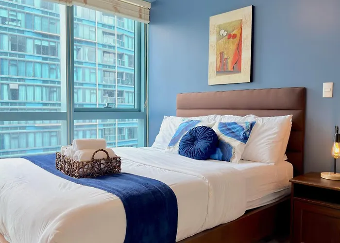 Free Welcome Breakfast, Bgc 1br, 300mbps Fiber, Steps To Mitsukoshi & Uptown, 30c1 Manila