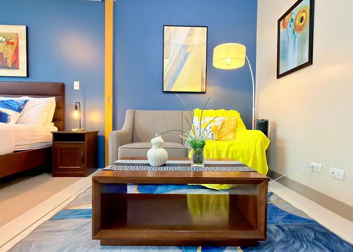 Free Welcome Breakfast, Bgc 1br, 300mbps Fiber, Steps To Mitsukoshi & Uptown, 30c1 * Manila