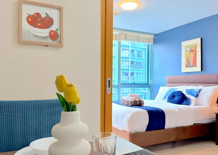 Free Welcome Breakfast, Bgc 1br, 300mbps Fiber, Steps To Mitsukoshi & Uptown, 30c1 *