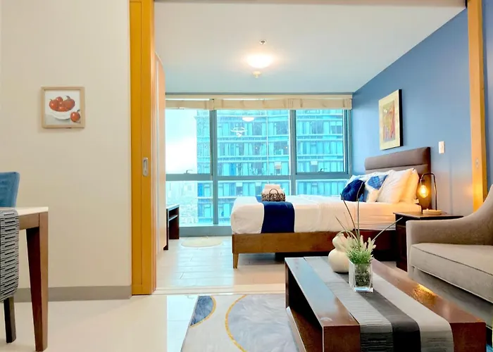 Free Welcome Breakfast, Bgc 1br, 300mbps Fiber, Steps To Mitsukoshi & Uptown, 30c1 * Manila